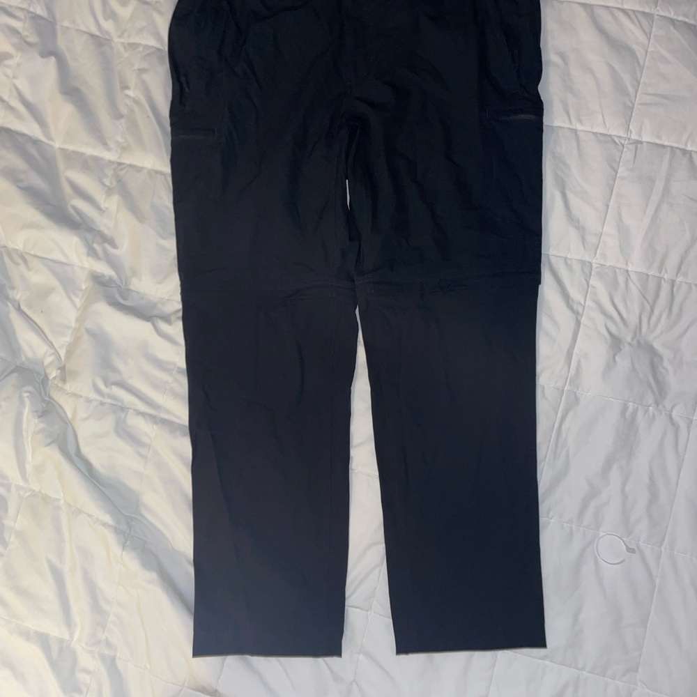 Black Cargo Pants with Elastic Waistband and Casual Design